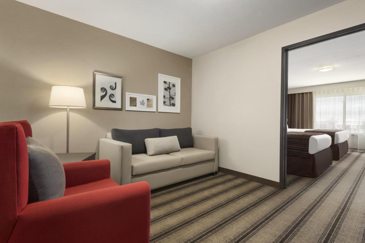 Country Inn & Suites By Radisson, Springfield Southeast Exteriör bild