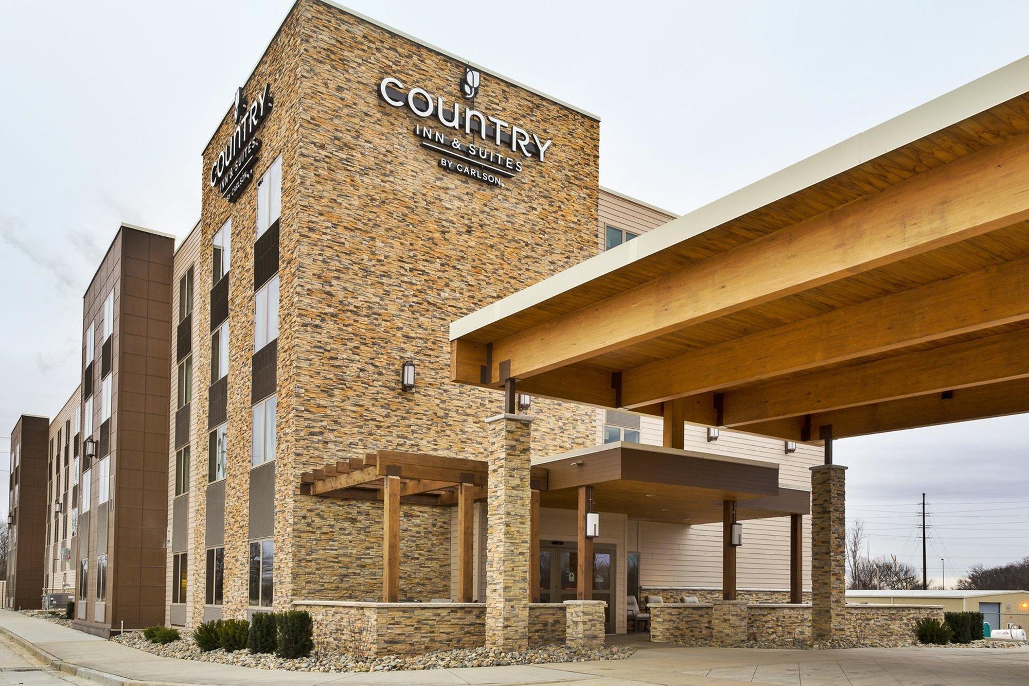 Country Inn & Suites By Radisson, Springfield Southeast Exteriör bild