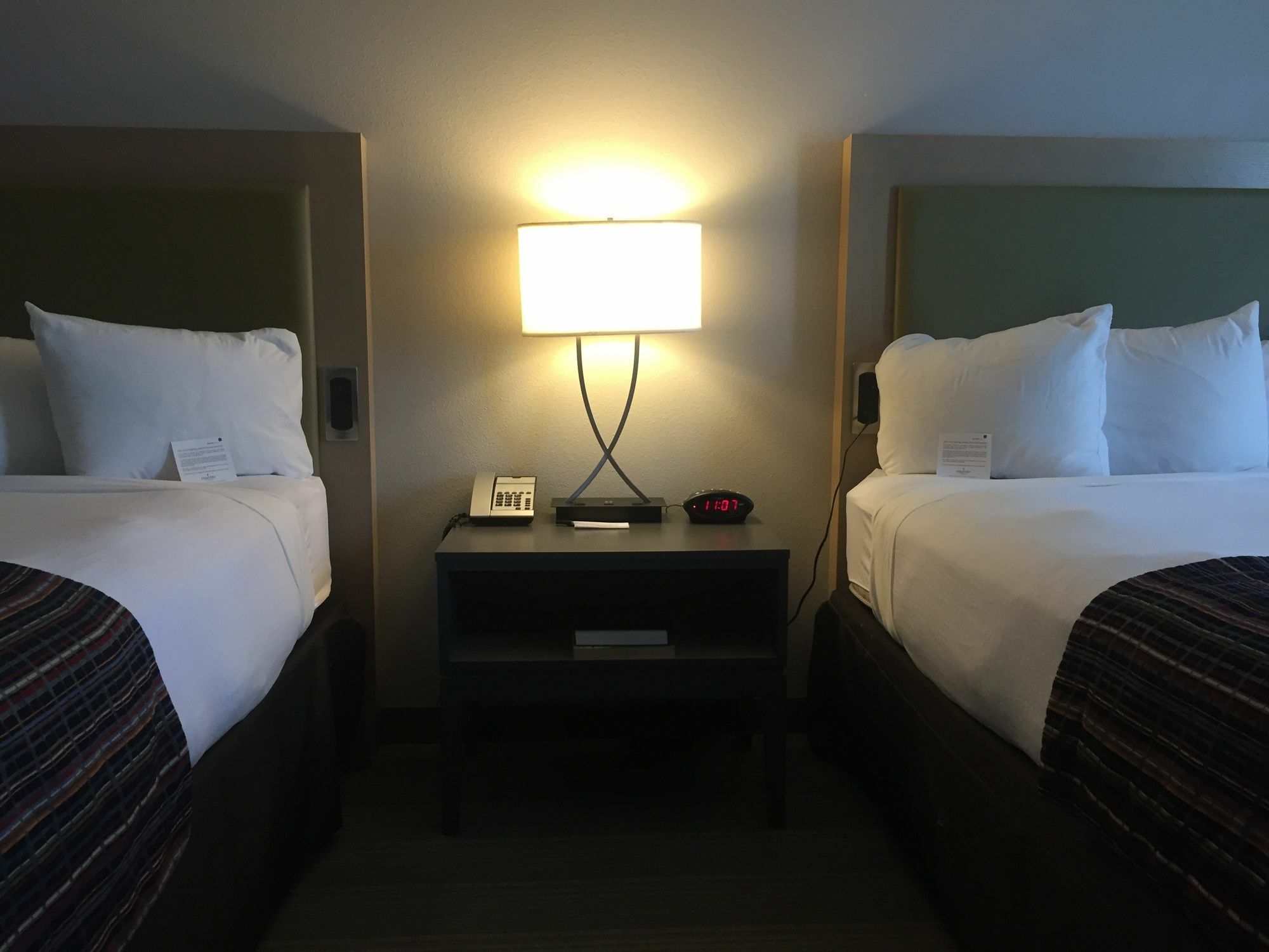 Country Inn & Suites By Radisson, Springfield Southeast Exteriör bild